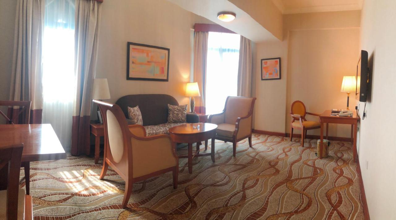 Al Diar Capital Hotel Abu Dhabi Buitenkant foto