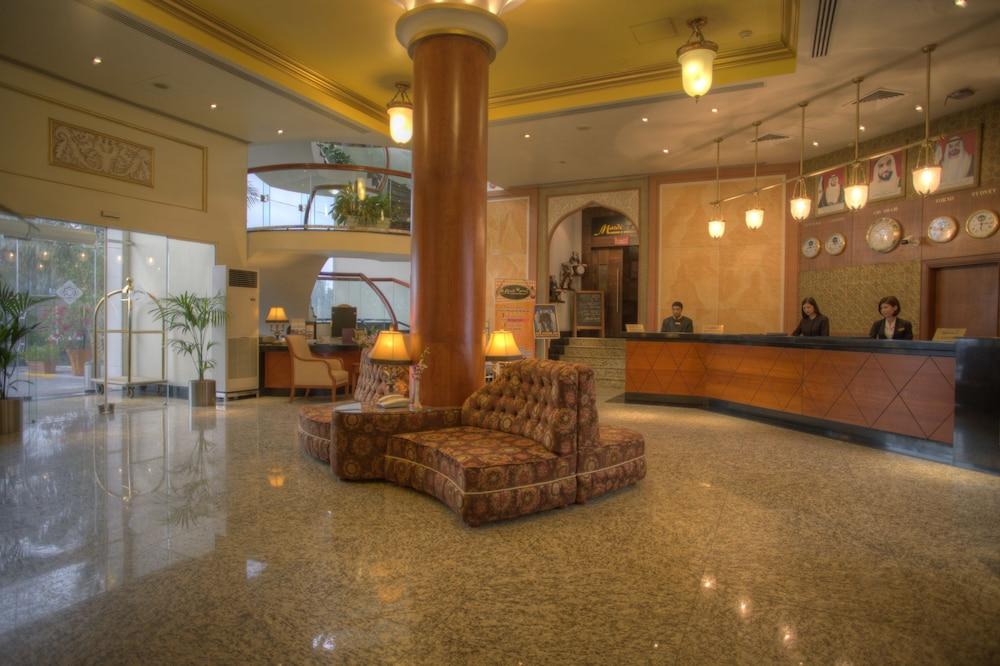 Al Diar Capital Hotel Abu Dhabi Buitenkant foto