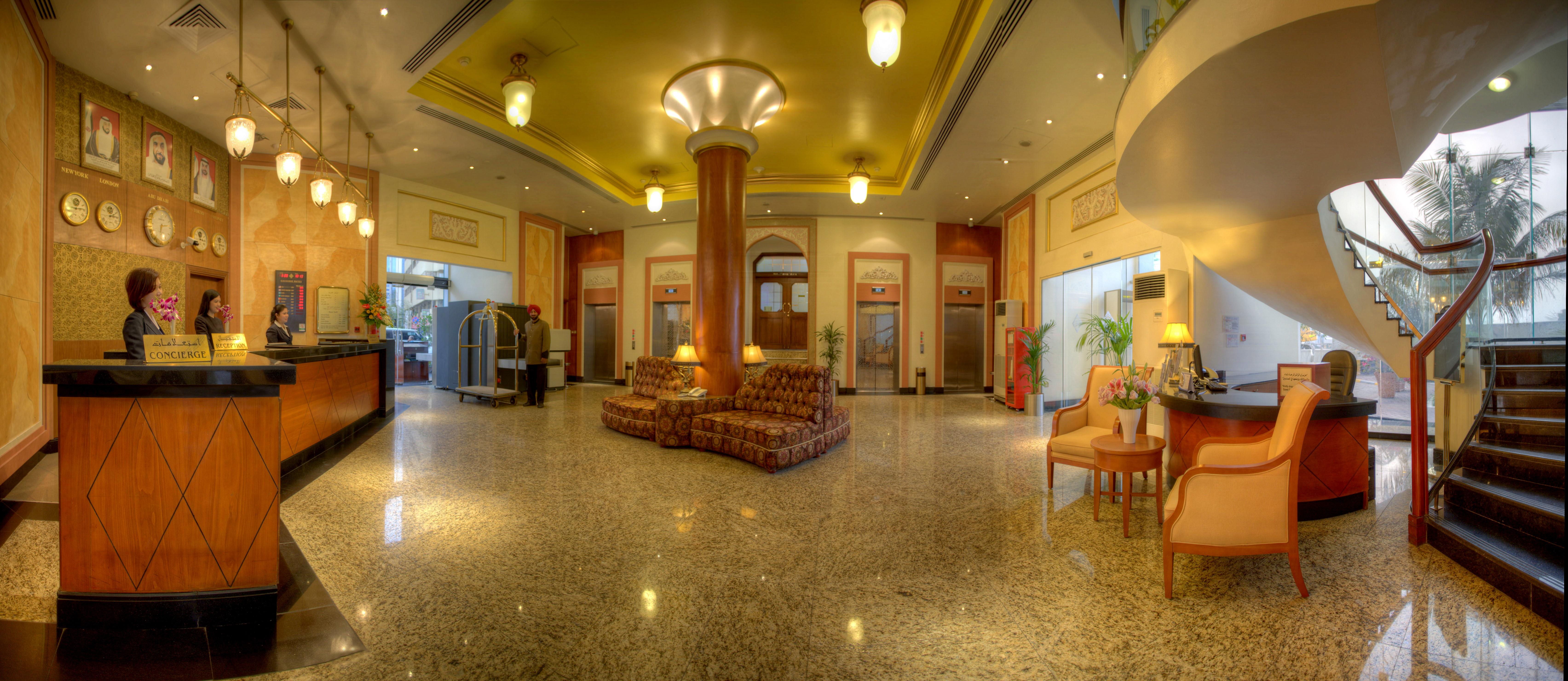 Al Diar Capital Hotel Abu Dhabi Buitenkant foto