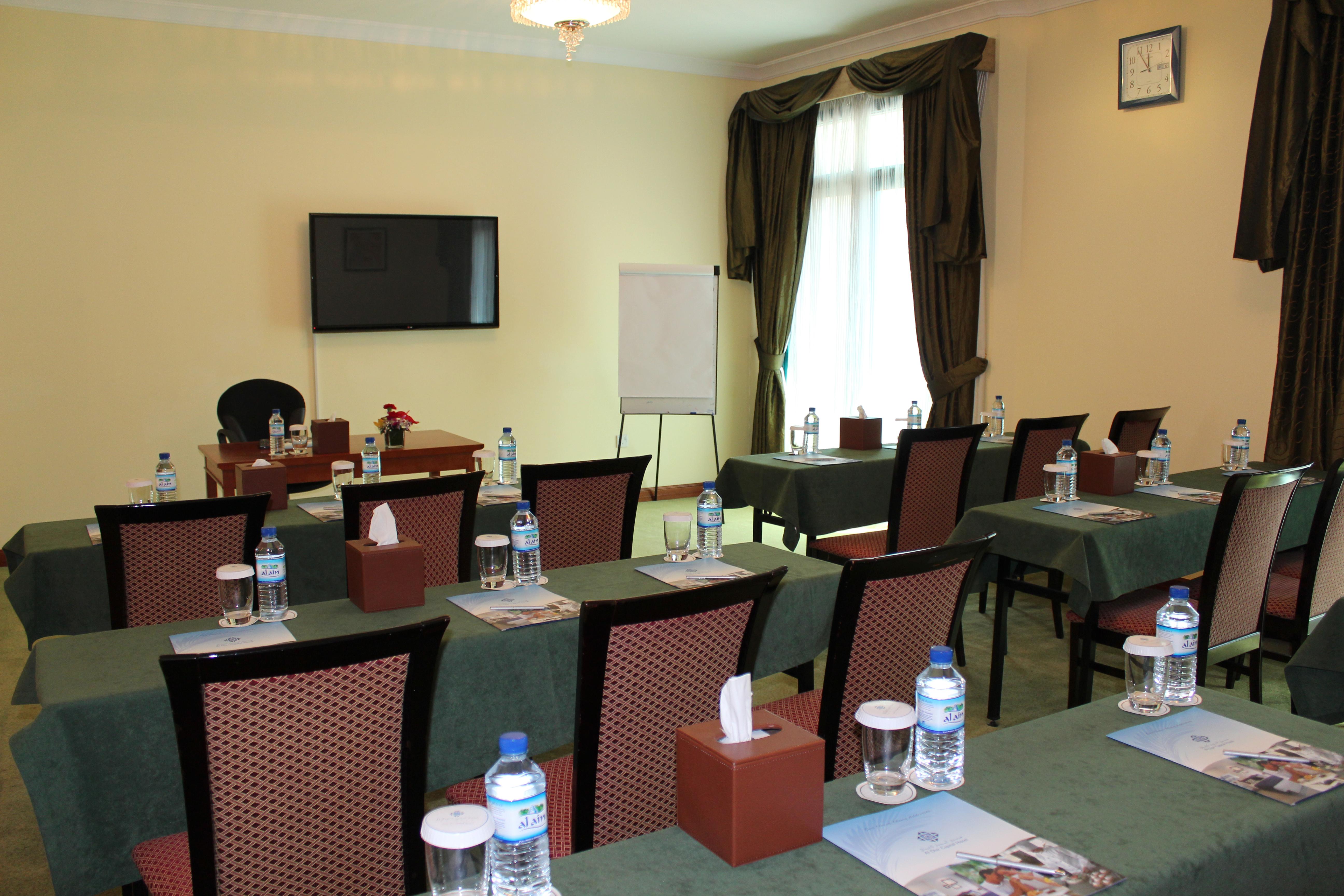 Al Diar Capital Hotel Abu Dhabi Buitenkant foto